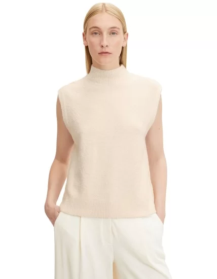 Woman's Sleeveless Sweater Tom Tailor